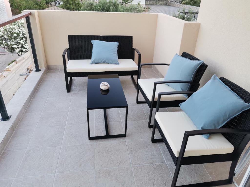 Apartment Dragana, Jezera, Island Murter المظهر الخارجي الصورة