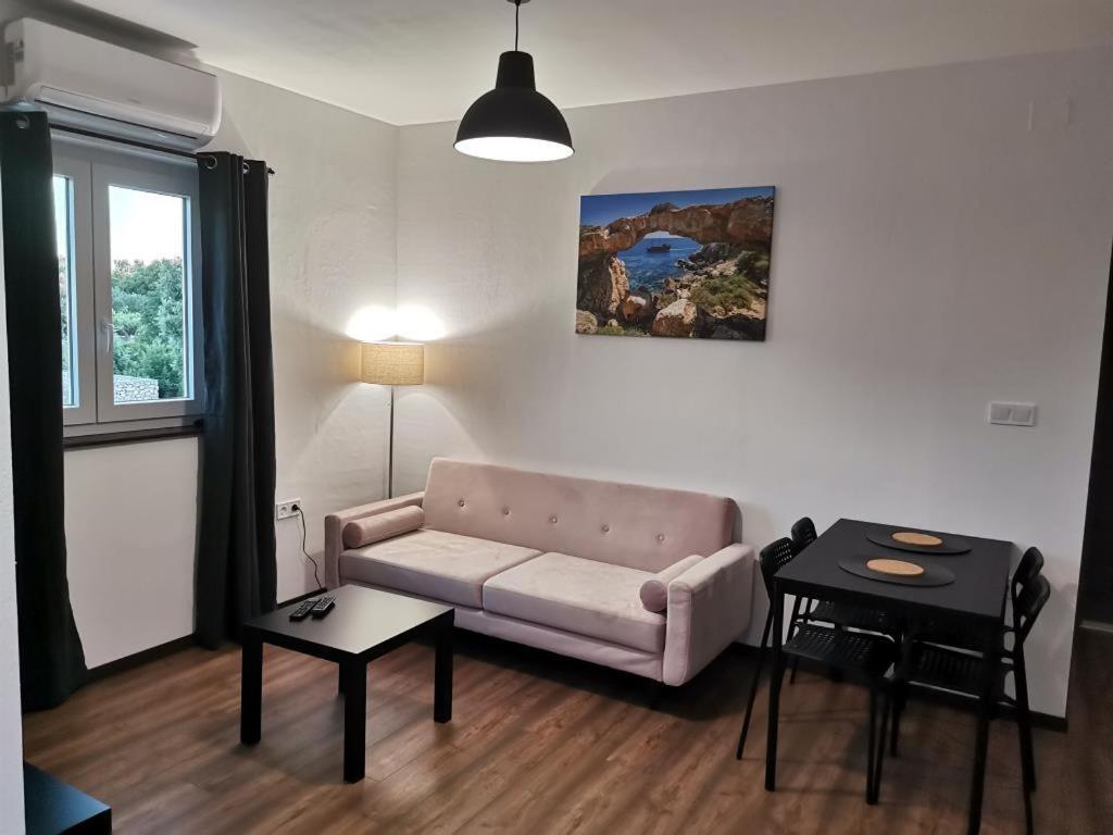 Apartment Dragana, Jezera, Island Murter المظهر الخارجي الصورة