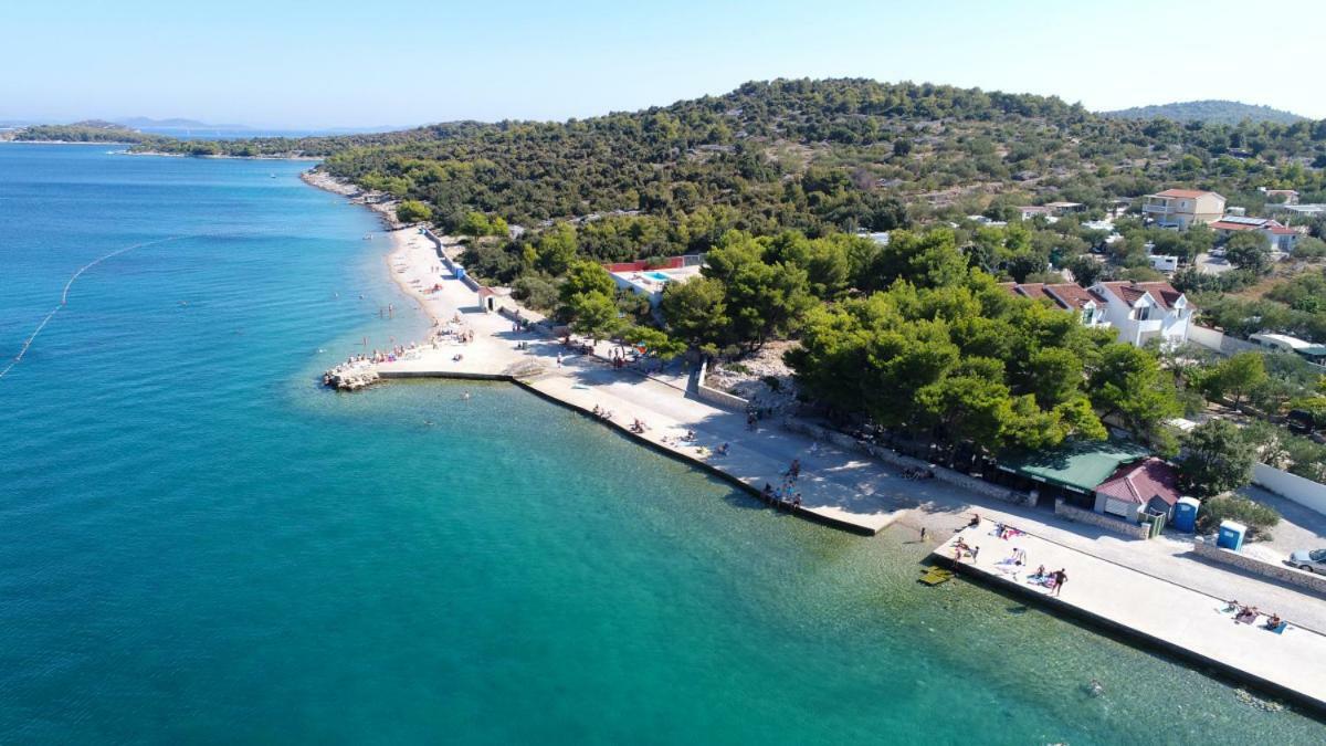Apartment Dragana, Jezera, Island Murter المظهر الخارجي الصورة